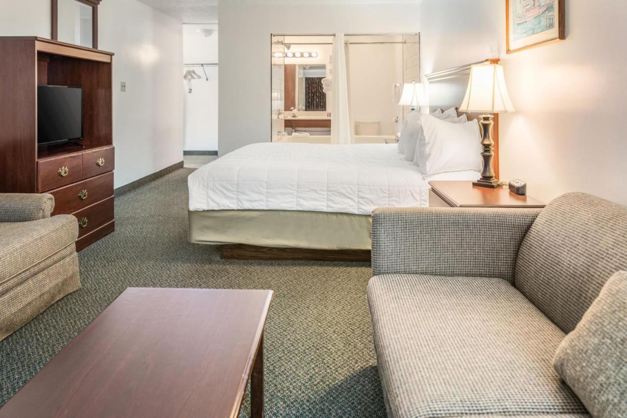 Knights Inn Sandusky Ngoại thất bức ảnh