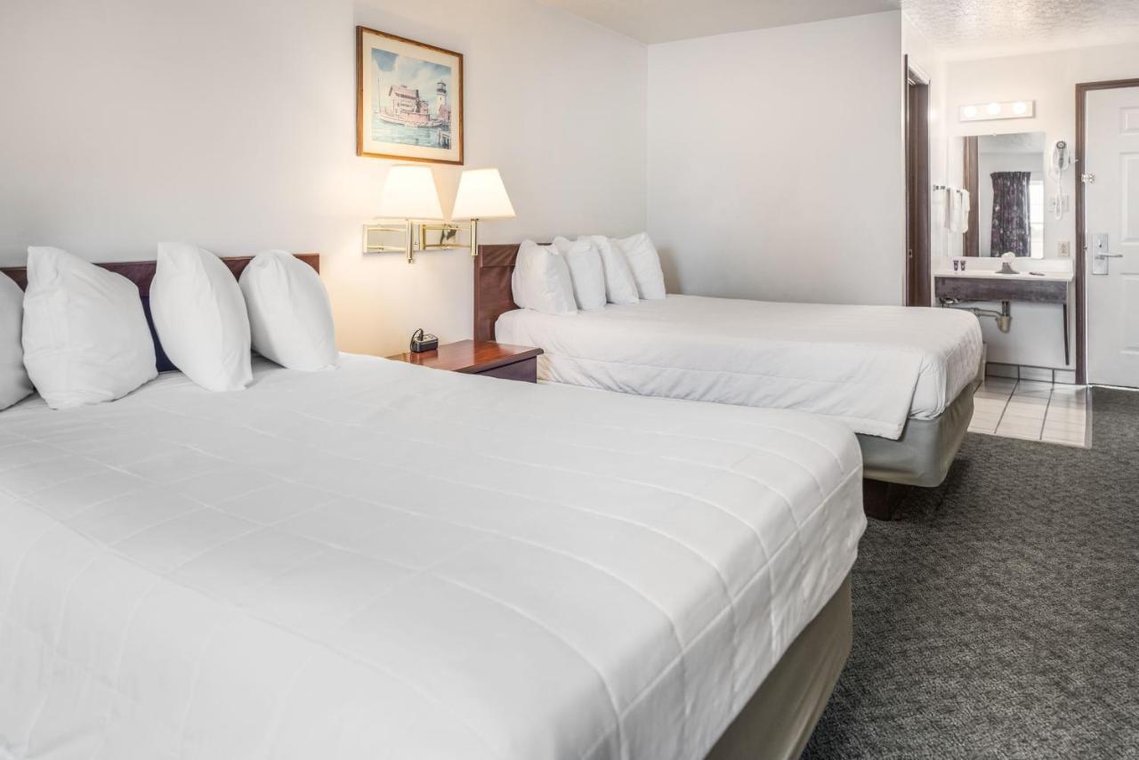 Knights Inn Sandusky Ngoại thất bức ảnh