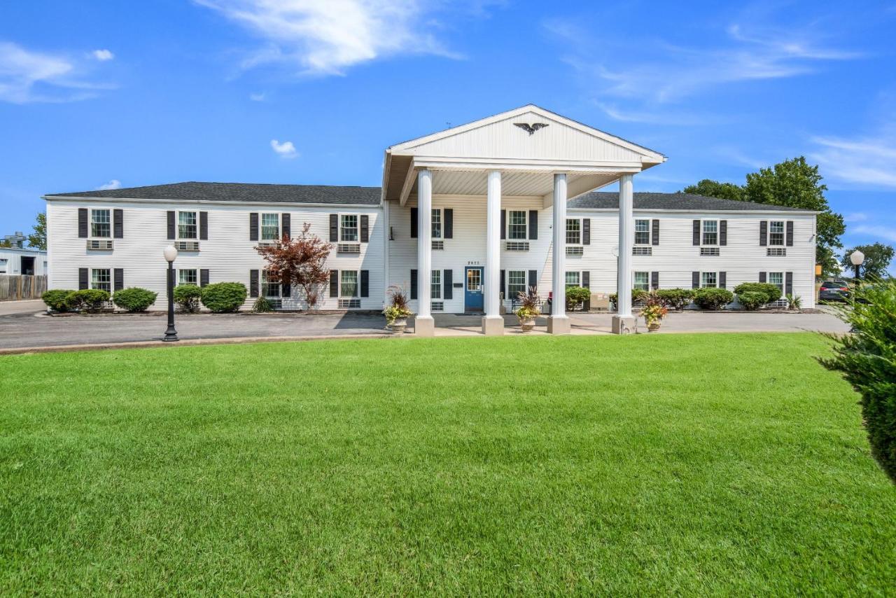 Knights Inn Sandusky Ngoại thất bức ảnh