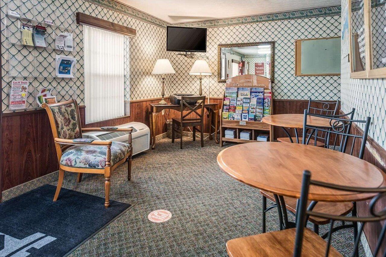 Knights Inn Sandusky Ngoại thất bức ảnh